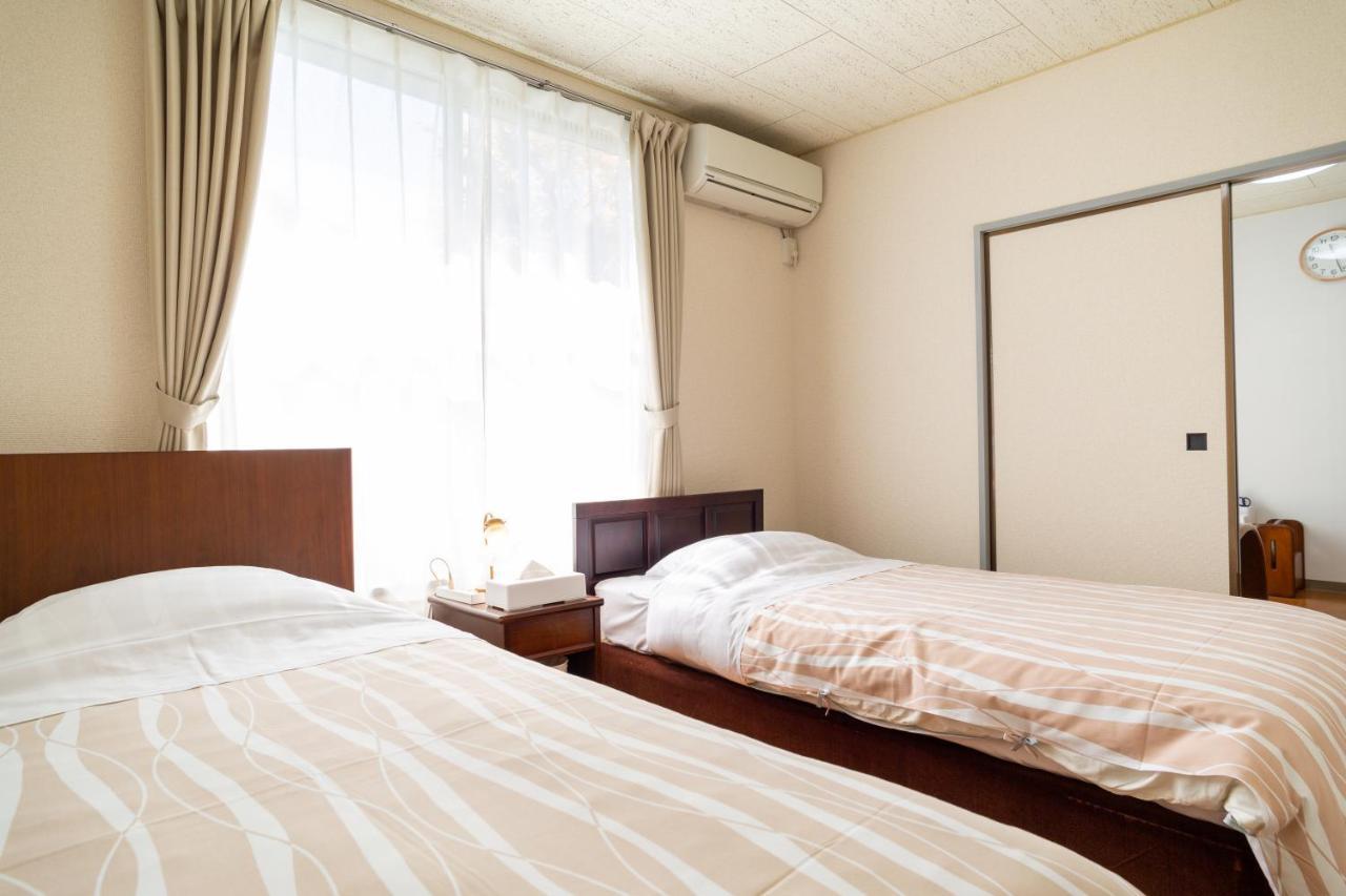 Enoshima Apartment Hotel Fujisawa Exterior foto